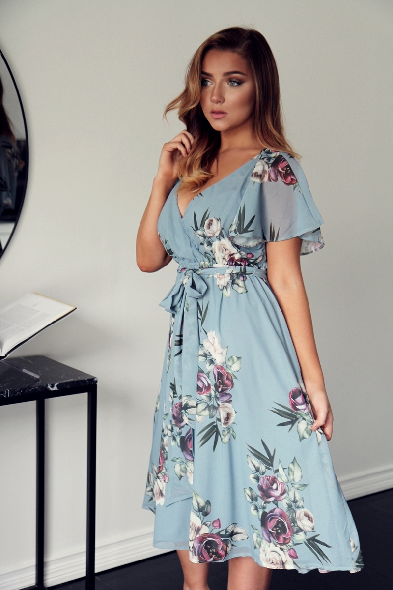 Short Floral Dresses